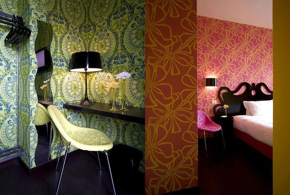 Hotel Universo Firenze 3*,